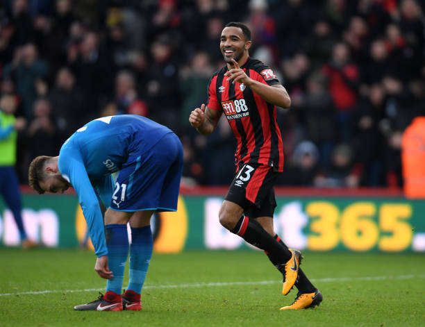 BOURNEMOUTH, ENGLAND - JANUARY 14: Callum Wilson of AFC Bournemouth celebrates after scoring the first AFC Bournemouth goal during the Premier League match between AFC Bournemouth and Arsenal at Vitality Stadium on January 14, 2018 in Bournemouth, England. (Photo by Mike Hewitt/Getty Images)