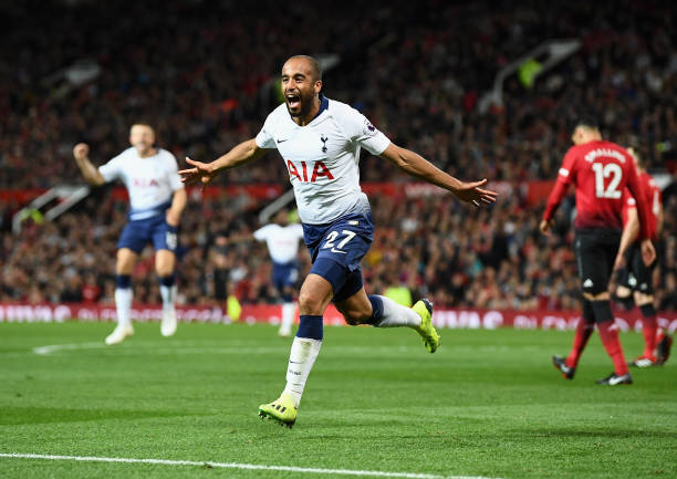 MANCHESTER, ENGLAND - AUGUST 27: Lucas Moura of Tottenham Hotspur celebrates after scoring his team's second goal during the Premier League match between Manchester United and Tottenham Hotspur at Old Trafford on August 27, 2018 in Manchester, United Kingdom. (Photo by Clive Mason/Getty Images)
