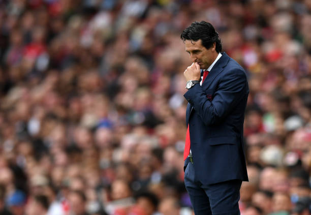 LONDON, ENGLAND - AUGUST 12: Unai Emery, Manager of Arsenal reacts during the Premier League match between Arsenal FC and Manchester City at Emirates Stadium on August 12, 2018 in London, United Kingdom. (Photo by Shaun Botterill/Getty Images)