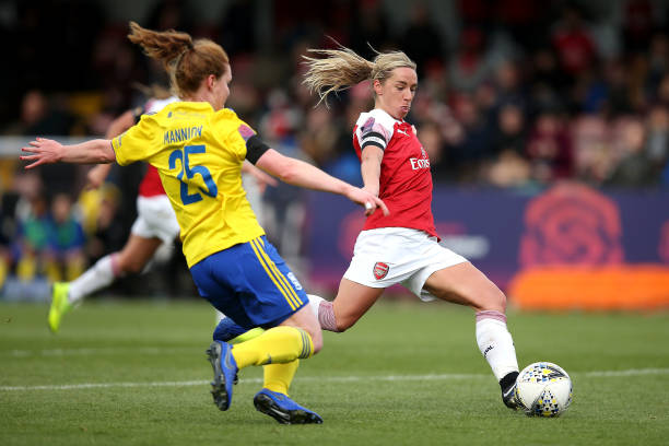 BOREHAMWOOD, ENGLAND - NOVEMBER 04: Jordan Nobbs of Arsenal scores her sides first goal during the WSL match between Arsenal Women and Birmingham Ladies at Meadow Park on November 4, 2018 in Borehamwood, England. (Photo by Jack Thomas/Getty Images)