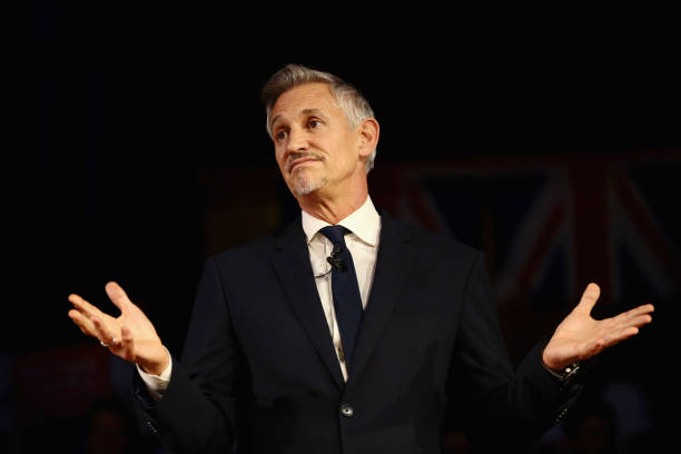 LONDON, ENGLAND - NOVEMBER 14:  Gary Lineker speaks during a pro-remain a rally rejecting the the Prime Minister's Brexit deal on November 14, 2018 in London, England. Anti-Brexit groups 'Best for Britain' and 'The People's Vote Campaign' are holding a joint rally tonight to call on MPs to say they are not buying the Prime Minister's Brexit deal.  (Photo by Jack Taylor/Getty Images)
