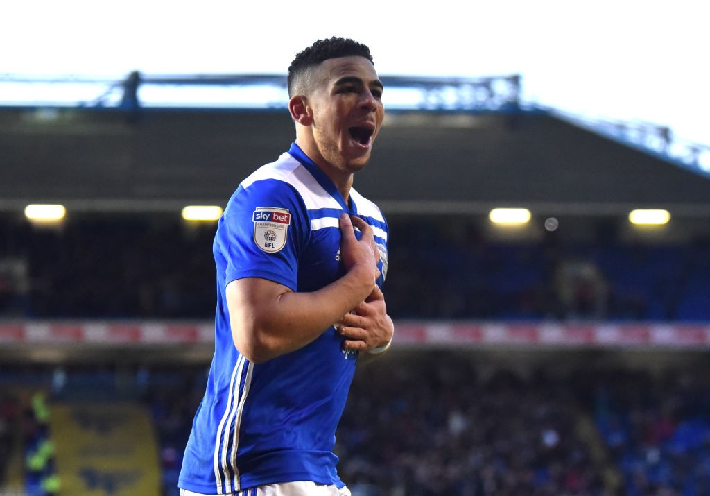BIRMINGHAM, ENGLAND - FEBRUARY 02: Che Adams of Birmingham City celebrates after he scores a penalty during the Sky Bet Championship between Birmingham City and Nottingham Forest at St Andrew's Trillion Trophy Stadium on February 02, 2019 in Birmingham, England. (Photo by Nathan Stirk/Getty Images)