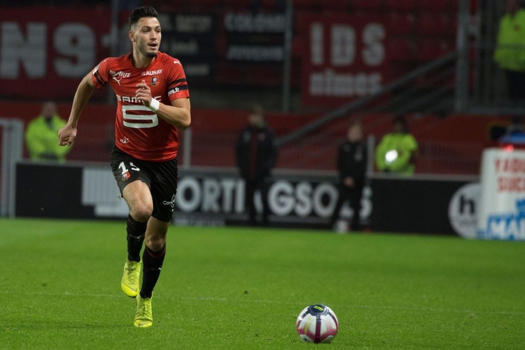 Rennes' Algerian defender Ramy Bensebaini runs with the ball during the French L1 Football match between Rennes (Stade Rennais FC) and Nimes, on December 22 2018, at the Roazhon Park, in Rennes, northwestern France. (Photo by Sebastien SALOM-GOMIS / AFP / Getty Images)