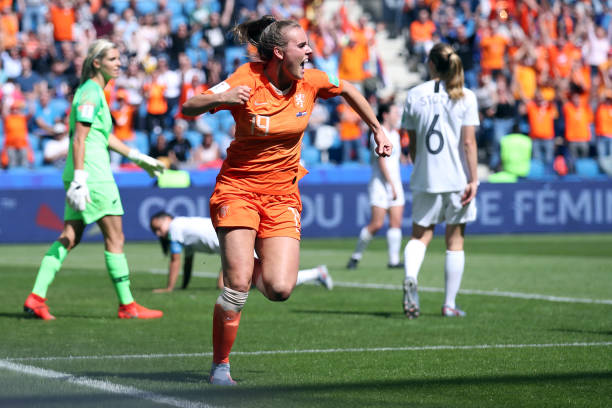 LE HAVRE, FRANCE - JUNE 11: Jill Roord of the Netherlands celebrates after scoring her team's first goal during the 2019 FIFA Women's World Cup France group E match between New Zealand and Netherlands at on June 11, 2019 in Le Havre, France. (Photo by Alex Grimm/Getty Images)