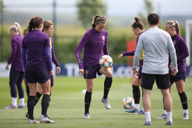 BRIGHTON, ENGLAND - MAY 31: Jill Scott of England Women controls the ball during an England Women Training Session at the American Express Elite Football performance Centre on May 31, 2019 in Brighton, England.  (Photo by Steve Bardens/Getty Images)