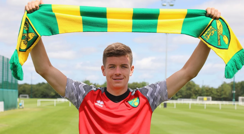 Charlie Gilmour after signing for Norwich City (Photo via Canaries.co.uk)
