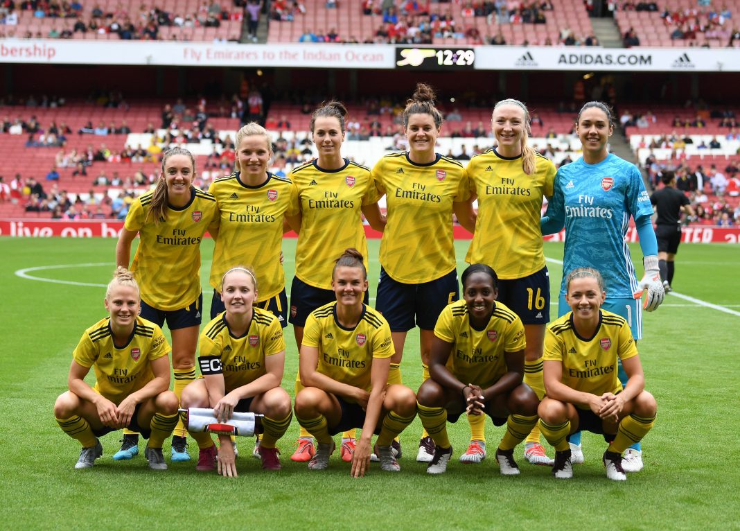 Arsenal Women ahead of their pre-season friendly against Bayern Munich (Photo via Twitter / ArsenalWFC)