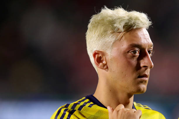 CARSON, CALIFORNIA - JULY 17: Mesut Oezil of Arsenal London looks on during the 2019 International Champions Cup match between Arsenal London and FC Bayern Muenchen at Dignity Health Sports Park on July 17, 2019 in Carson, California. (Photo by Alexander Hassenstein/Bongarts/Getty Images)