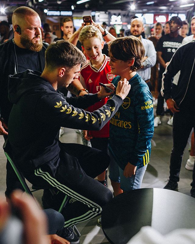 Kieran Tierney signing shirts at an Adidas event on Thursday 12th September (Photo via Instagram / KieranTierney)
