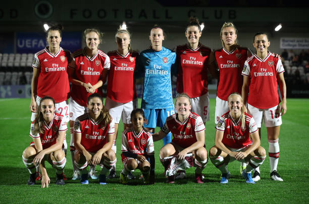 BOREHAMWOOD, ENGLAND - SEPTEMBER 26: Arsenal Women team line up during the UEFA Women's Champions League match between Arsenal Women and Fiorentina Women at Meadow Park on September 26, 2019 in Borehamwood, England. (Photo by Julian Finney/Getty Images)