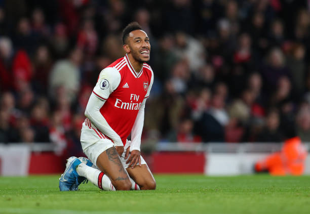 LONDON, ENGLAND - OCTOBER 27: Pierre-Emerick Aubameyang of Arsenal during the Premier League match between Arsenal FC and Crystal Palace at Emirates Stadium on October 27, 2019 in London, United Kingdom. (Photo by Catherine Ivill/Getty Images)