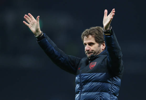 LONDON, ENGLAND - NOVEMBER 17: Joe Montemurro manager / head coach of Arsenal waves at the end of the Barclays FA Women's Super League match between Tottenham Hotspur and Arsenal at Tottenham Hotspur Stadium on November 17, 2019 in London, United Kingdom. (Photo by Catherine Ivill/Getty Images)