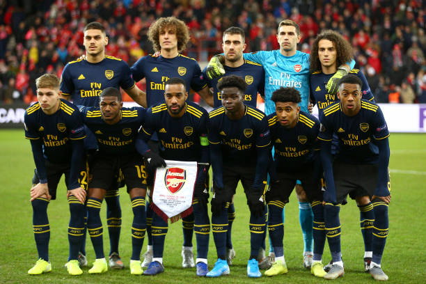 LIEGE, BELGIUM - DECEMBER 12: Players of Arsenal pose for a team photograph prior to the UEFA Europa League group F match between Standard Liege and Arsenal FC at Stade Maurice Dufrasne on December 12, 2019 in Liege, Belgium. (Photo by Dean Mouhtaropoulos/Getty Images)