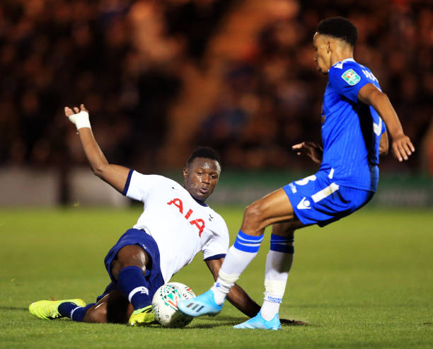 COLCHESTER, ENGLAND - SEPTEMBER 24: Victor Wanyama of Tottenham Hotspur (L) challenges for the ball with Cohen Bramall of Colchester United during the Carabao Cup Third Round match between Colchester United and Tottenham Hotspur at JobServe Community Stadium on September 24, 2019 in Colchester, England. (Photo by Stephen Pond/Getty Images)