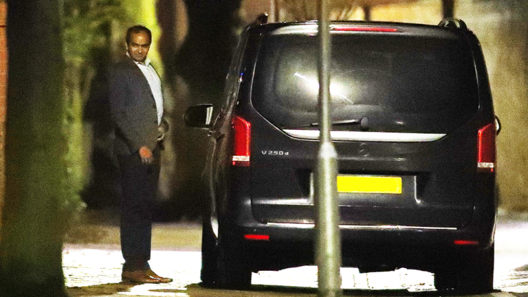 Vinai Venkatesham leaving Mikel Arteta's house (Photo via Sky Sports)