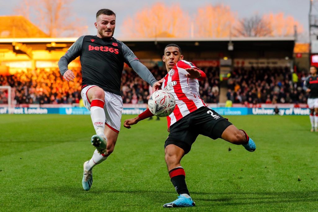 Dominic Thompson with Brentford (Photo via Twitter)