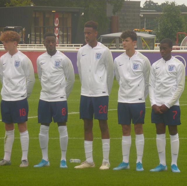 Zach Awe (centre, no. 20) with the England youth teams (Photo via Instagram)