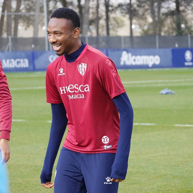 Kelechi Nwakali in training with SD Huesca (Photo via Instagram)