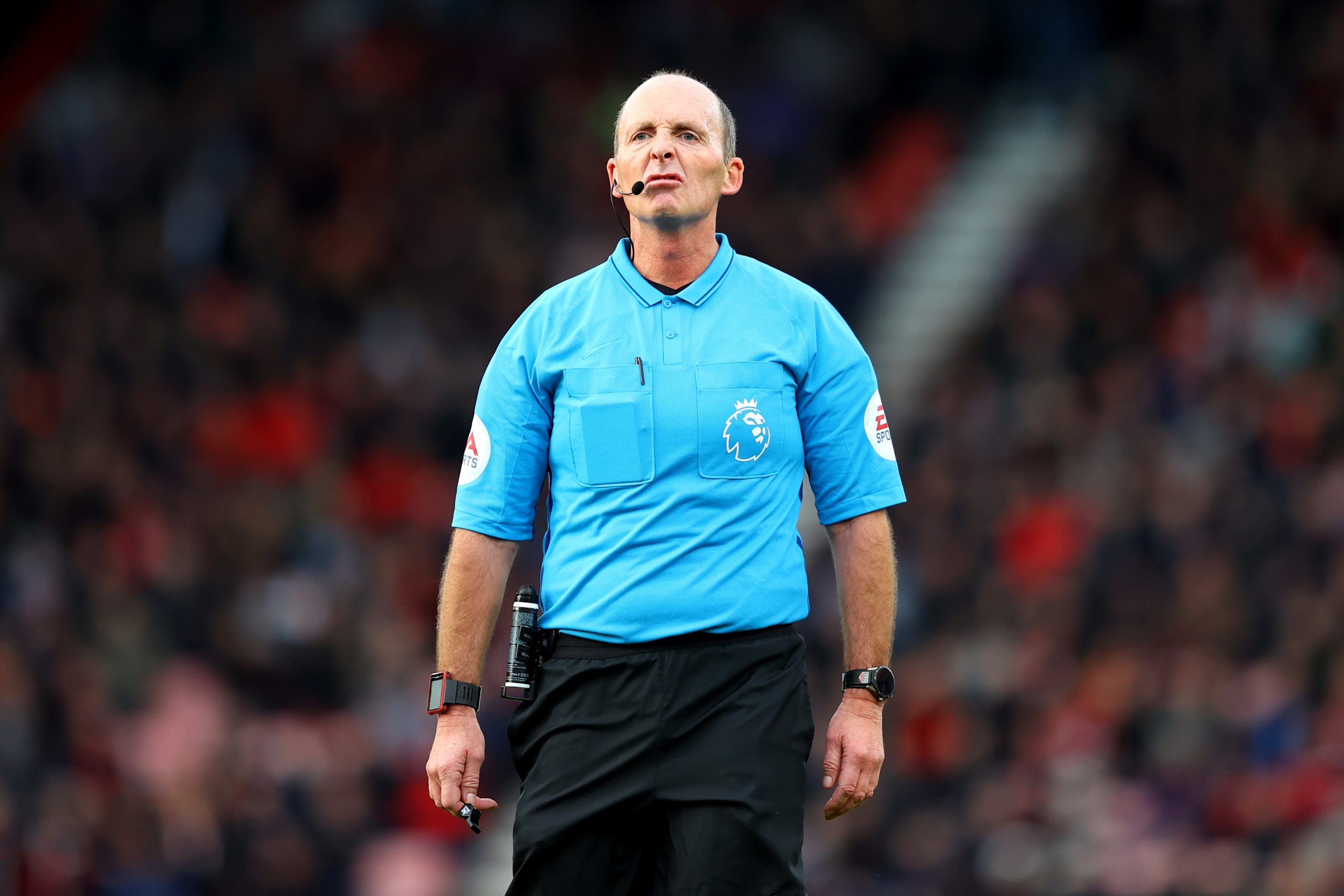 BOURNEMOUTH, ENGLAND - JANUARY 12: Referee Mike Dean reacts during the Premier League match between AFC Bournemouth and Watford FC at Vitality Stadium on January 12, 2020 in Bournemouth, United Kingdom. (Photo by Richard Heathcote/Getty Images)