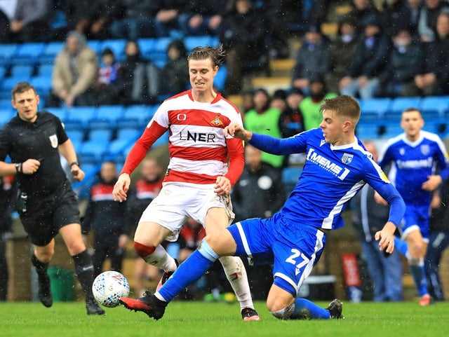 Ben Sheaf playing against Gillingham with Doncaster Rovers (Photo by Shibu Preman/AHPIX)