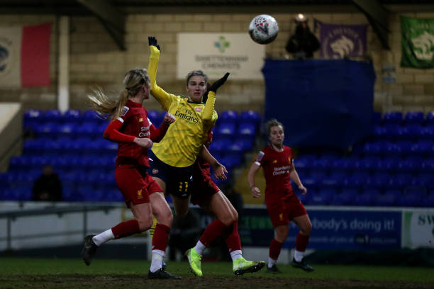 CHESTER, ENGLAND - FEBRUARY 13: Vivianne Miedema of Arsenal scores her sides third goal during the Barclays FA Women's Super League match between Liverpool and Arsenal at Deva Stadium on February 13, 2020 in Chester, United Kingdom. (Photo by Lewis Storey/Getty Images)