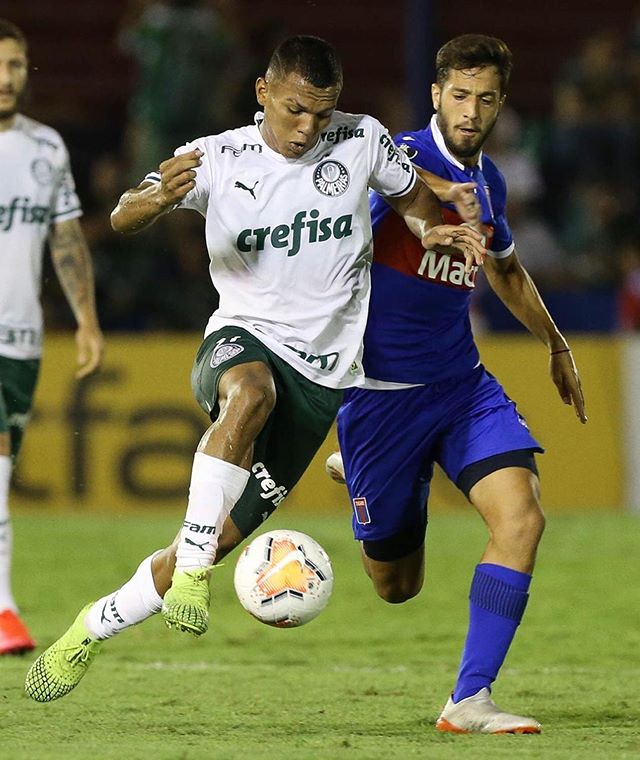 Gabriel Veron with Palmeiras (Photo via Veron on Instagram)