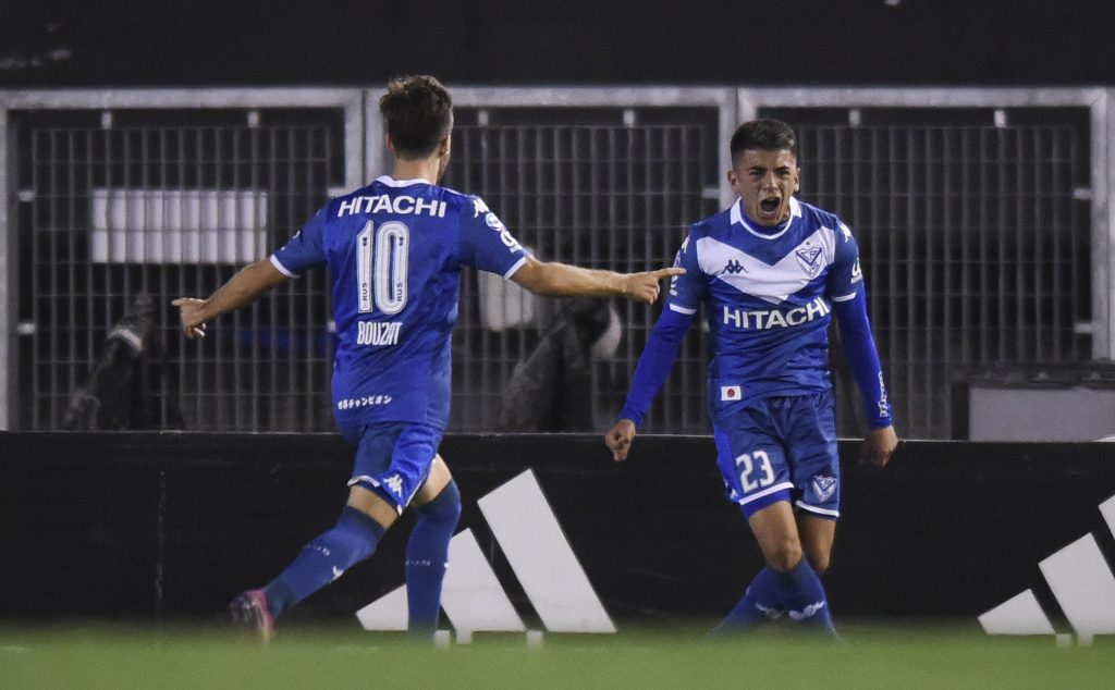 BUENOS AIRES, ARGENTINA - SEPTEMBER 22: Thiago Almada of Velez Sarsfield celebrates after scoring the second goal of his team during a match between River Plate and Velez Sarsfield as part of Superliga Argentina 2019/20 at Estadio Monumental Antonio Vespucio Liberti on September 22, 2019 in Buenos Aires, Argentina. (Photo by Marcelo Endelli/Getty Images)