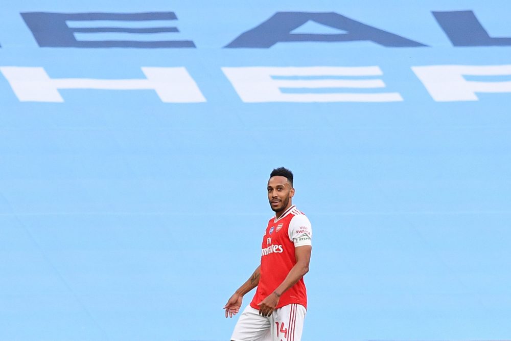 Arsenal's Gabonese striker Pierre-Emerick Aubameyang celebrates scoring the opening goal during the English FA Cup semi-final football match between Arsenal and Manchester City at Wembley Stadium in London, on July 18, 2020. (Photo by JUSTIN TALLIS / POOL / AFP)