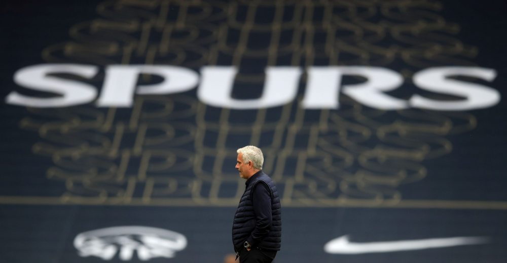 Tottenham Hotspur's Portuguese head coach Jose Mourinho walks on th epitch ahead of the second half during the English Premier League football match between Tottenham Hotspur and Leicester City at Tottenham Hotspur Stadium in London, on July 19, 2020. (Photo by Adam Davy / POOL / AFP) 