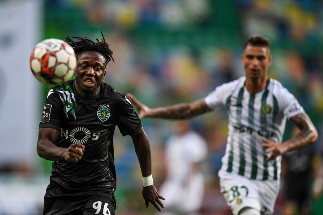 Sporting's Portuguese forward Joelson Fernandes (L) challenges Vitoria Setubal's Portuguese forward Zequinha Branco during the Portuguese League football match between Sporting CP and Vitoria FC at the Jose Alvalade stadium in Lisbon on July 21, 2020. (Photo by PATRICIA DE MELO MOREIRA / AFP) (Photo by PATRICIA DE MELO MOREIRA/AFP via Getty Images)