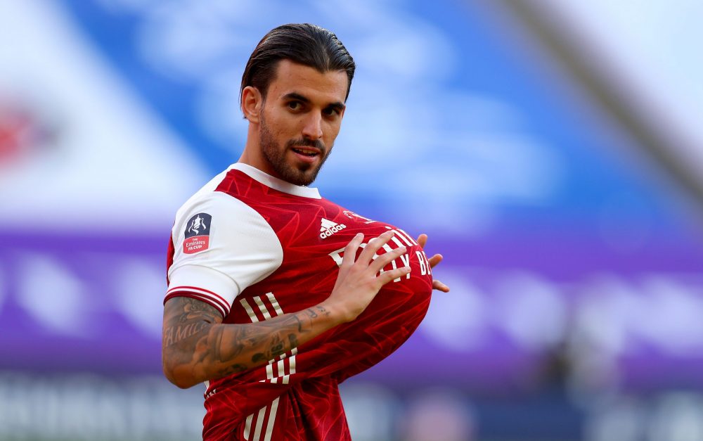 LONDON, ENGLAND - AUGUST 01: Dani Ceballos of Arsenal looks on with the ball under his shirt during the Heads Up FA Cup Final match between Arsenal and Chelsea at Wembley Stadium on August 01, 2020 in London, England. Football Stadiums around Europe remain empty due to the Coronavirus Pandemic as Government social distancing laws prohibit fans inside venues resulting in all fixtures being played behind closed doors. (Photo by Catherine Ivill/Getty Images)