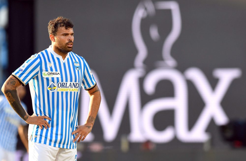 FERRARA, ITALY - JULY 09: Andrea Petagna of SPAL looks on during the Serie A match between SPAL and Udinese Calcio at Stadio Paolo Mazza on July 09, 2020 in Ferrara, Italy. (Photo by Alessandro Sabattini/Getty Images)