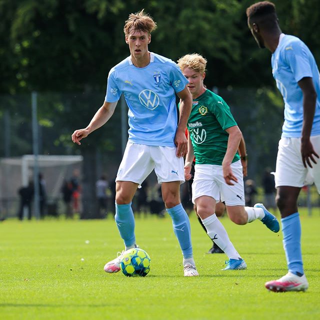 Nikolaj Duus Möller with Malmö (Photo via Möller on Instagram)