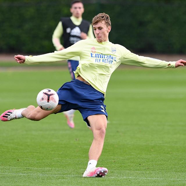 Nikolaj Moller with the Arsenal u23s in training (Photo via Moller on Instagram)