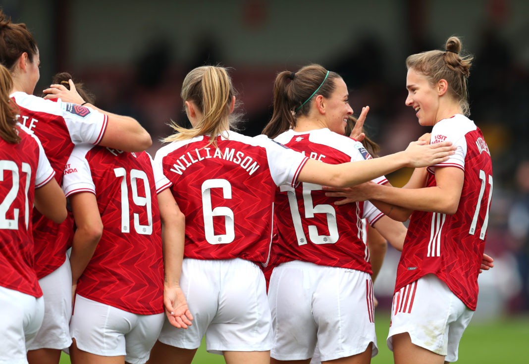 BOREHAMWOOD, ENGLAND - OCTOBER 18: Vivianne Miedema of Arsenal celebrates with teammates after scoring her team's fifth goal during the Barclays FA Women's Super League match between Arsenal Women and Tottenham Hotspur Women at Meadow Park on October 18, 2020 in Borehamwood, England. Sporting stadiums around the UK remain under strict restrictions due to the Coronavirus Pandemic as Government social distancing laws prohibit fans inside venues resulting in games being played behind closed doors. (Photo by Catherine Ivill/Getty Images)