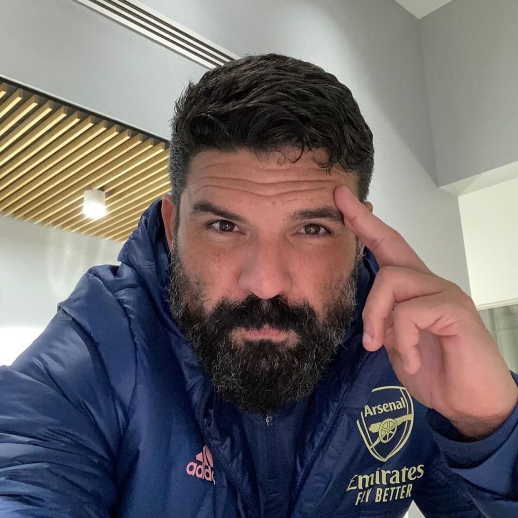 Bruno Mazziotti with Arsenal (Photo via Mazziotti on Instagram)