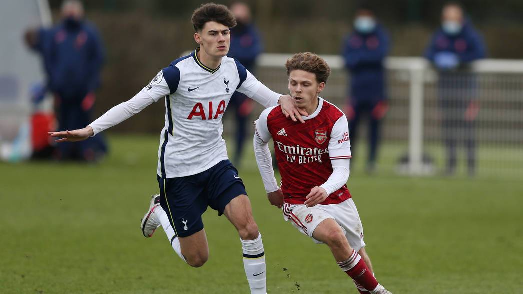 Ben Cottrell playing for the Arsenal u23s against Spurs (Photo via Arsenal.com)