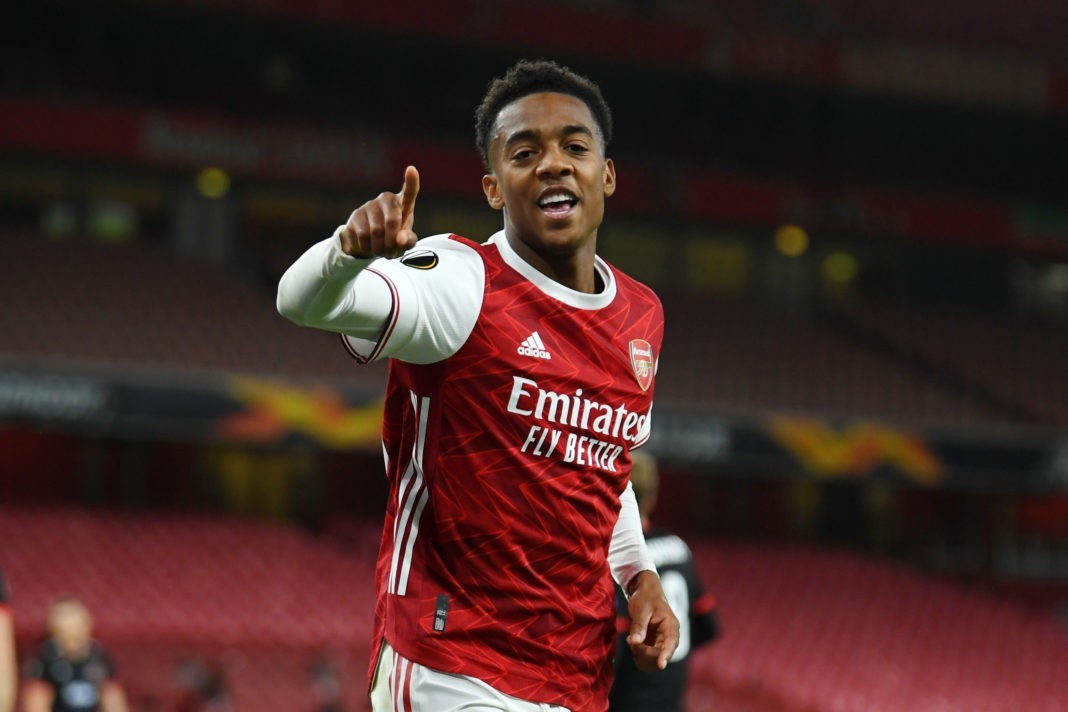 LONDON, ENGLAND - OCTOBER 29: Joe Willock of Arsenal celebrates after scoring his team's second goal during the UEFA Europa League Group B stage match between Arsenal FC and Dundalk FC at Emirates Stadium on October 29, 2020 in London, England. Sporting stadiums around the UK remain under strict restrictions due to the Coronavirus Pandemic as Government social distancing laws prohibit fans inside venues resulting in games being played behind closed doors. (Photo by Mike Hewitt/Getty Images)