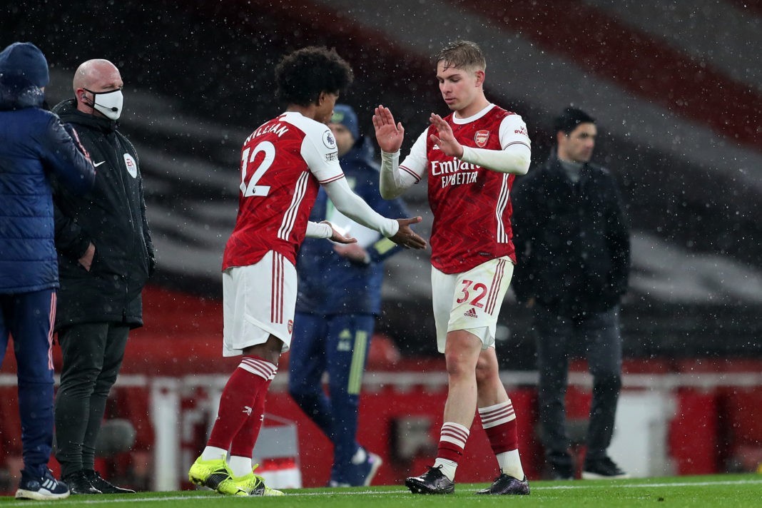 LONDON, ENGLAND - FEBRUARY 14: Willian of Arsenal comes on to replace Emile Smith Rowe of Arsenal during the Premier League match between Arsenal and Leeds United at Emirates Stadium on February 14, 2021 in London, England. Sporting stadiums around the UK remain under strict restrictions due to the Coronavirus Pandemic as Government social distancing laws prohibit fans inside venues resulting in games being played behind closed doors. (Photo by Catherine Ivill/Getty Images)