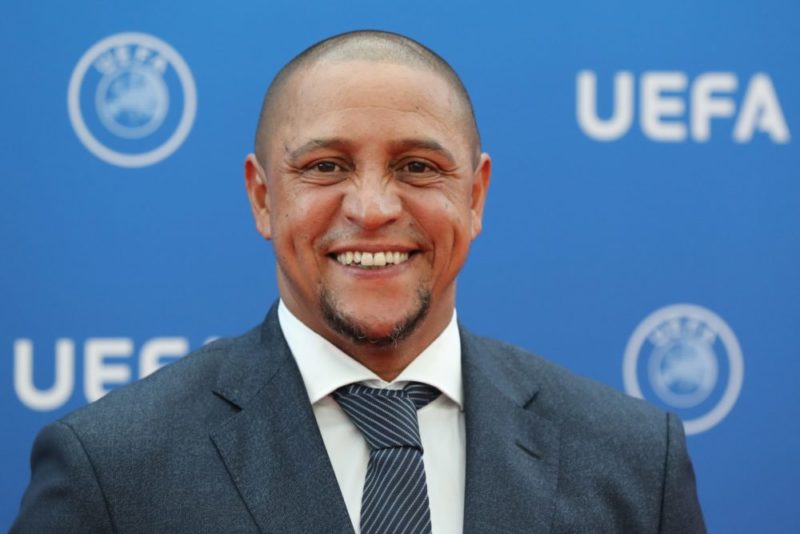 Former Real Madrid players, Brazil's Roberto Carlos arrives to attend the draw for UEFA Champions League football tournament at The Grimaldi Forum in Monaco on August 30, 2018. (Photo by Valery HACHE / AFP)