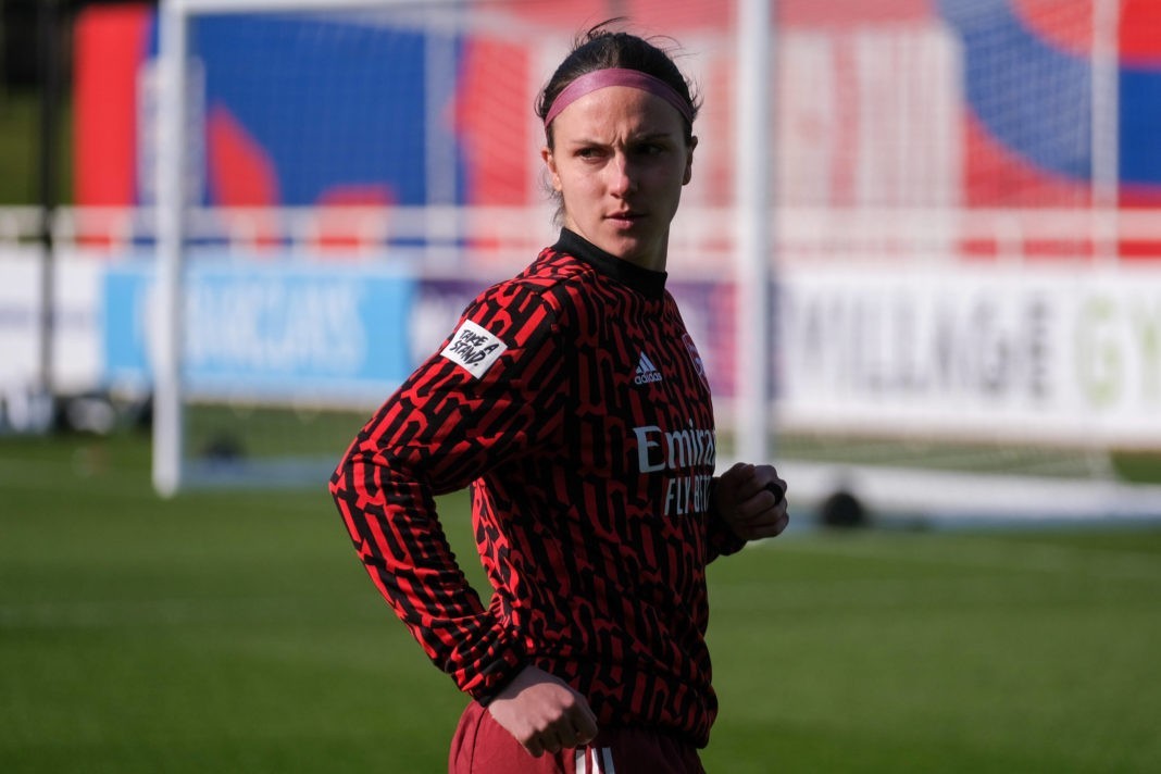 St Georges Park National Football Centre, England, Mar 7th 2021: Lotte Wubben-Moy 3 Arsenal during warm up prior to the Barclay FA Womens Super League game between Birmingham City and Arsenal at St Georges Park National Football Centre in Burton upon Trent, England. Womens Super League - Birmingham City v Arsenal