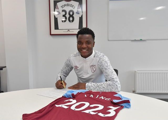 Levi Laing after signing his first professional contract with West Ham (Photo via Laing on Instagram)