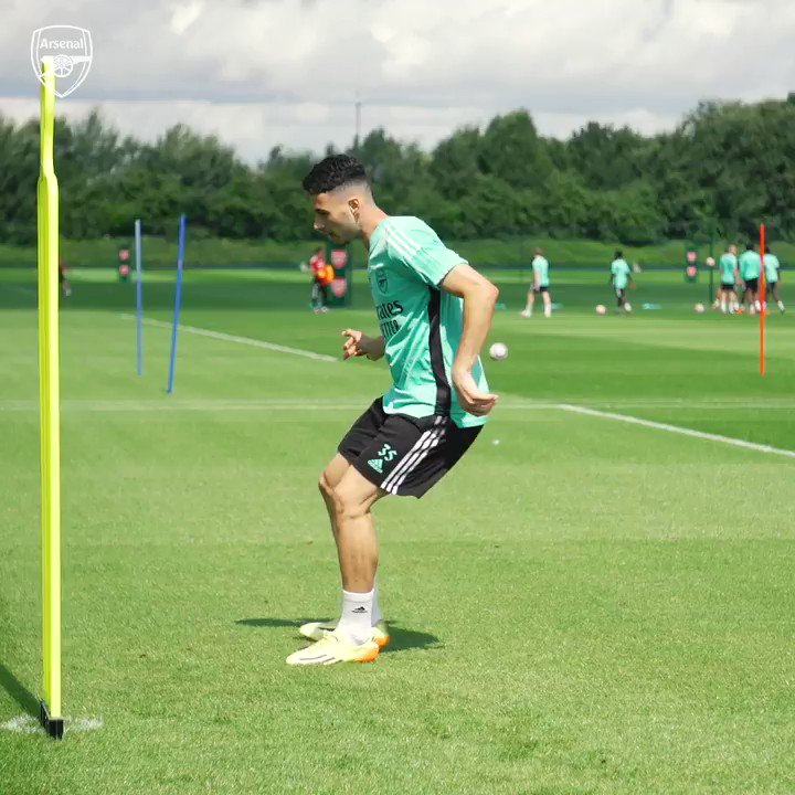 Gabriel Martinelli back in training with Arsenal (Photo via Arsenal on Twitter)