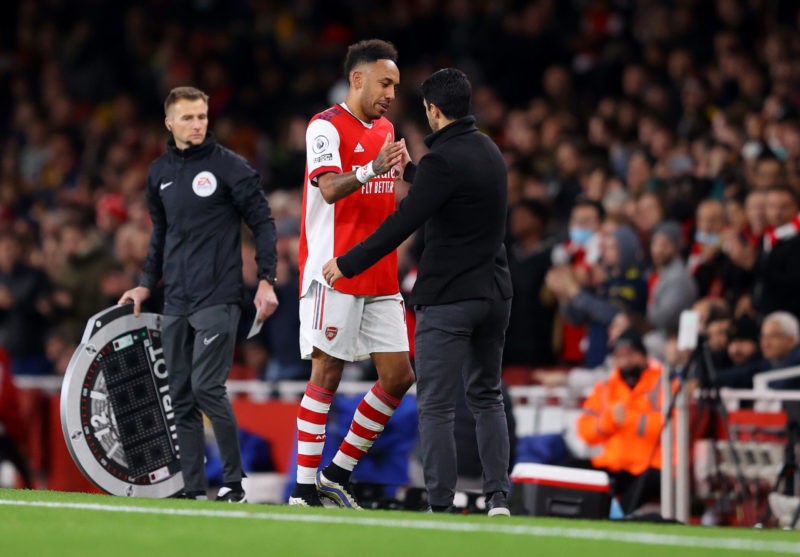LONDON, ENGLAND - OCTOBER 22: Pierre-Emerick Aubameyang interacts with Mikel Arteta, Manager of Arsenal as he is substituted during the Premier League match between Arsenal and Aston Villa at Emirates Stadium on October 22, 2021 in London, England. (Photo by Richard Heathcote/Getty Images)