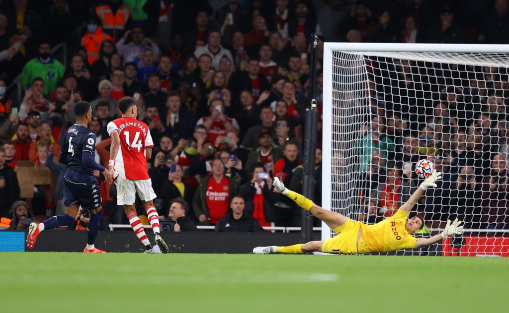 LONDON, ENGLAND - OCTOBER 22: Pierre-Emerick Aubameyang of Arsenal scores their team's second goal from the rebound after having a penalty saved by Emiliano Martinez of Aston Villa during the Premier League match between Arsenal and Aston Villa at Emirates Stadium on October 22, 2021 in London, England. (Photo by Richard Heathcote/Getty Images)