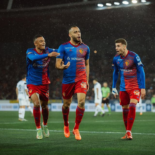 Arthur Cabral playing for FC Basel (Photo via Cabral on Instagram)
