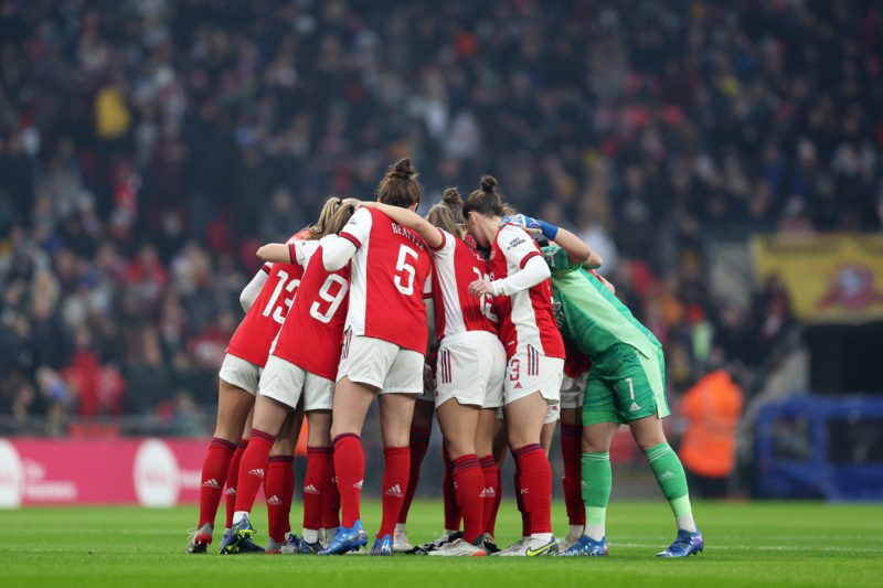 LONDON, ENGLAND - DECEMBER 05: Arsenal players enter a huddle prior to the Vitality Women's FA Cup Final between Arsenal FC and Chelsea FC at Wembley Stadium on December 05, 2021 in London, England. (Photo by Richard Heathcote/Getty Images)