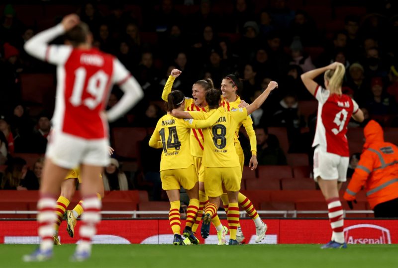 LONDON, ENGLAND - DECEMBER 09: Jennifer Hermoso of FC Barcelona is congratulated after scoring the second goal during the UEFA Women's Champions League group C match between Arsenal WFC and FC Barcelona at Emirates Stadium on December 09, 2021 in Borehamwood, United Kingdom. (Photo by Paul Harding/Getty Images)