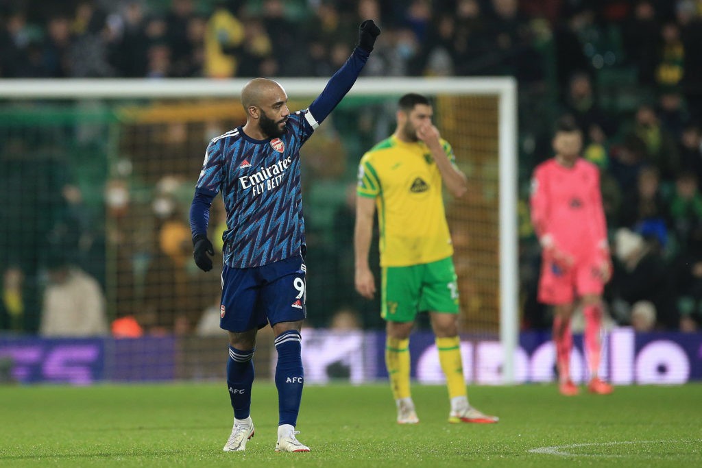 NORWICH, ENGLAND - DECEMBER 26: Alexandre Lacazette of Arsenal celebrates after scoring their team's fourth goal from the penalty spot during the Premier League match between Norwich City and Arsenal at Carrow Road on December 26, 2021 in Norwich, England. (Photo by Stephen Pond/Getty Images)