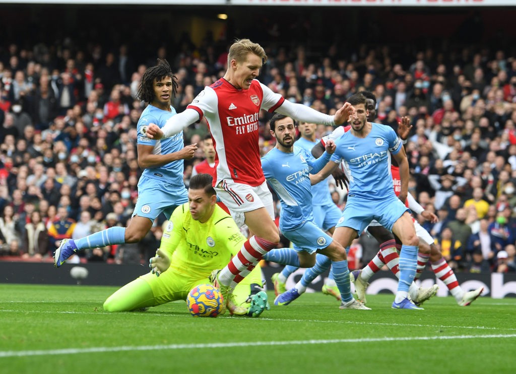 Martin Odegaard of Arsenal is fouled by Ederson of Manchester City (Photo via Stuart MacFarlane on Twitter)